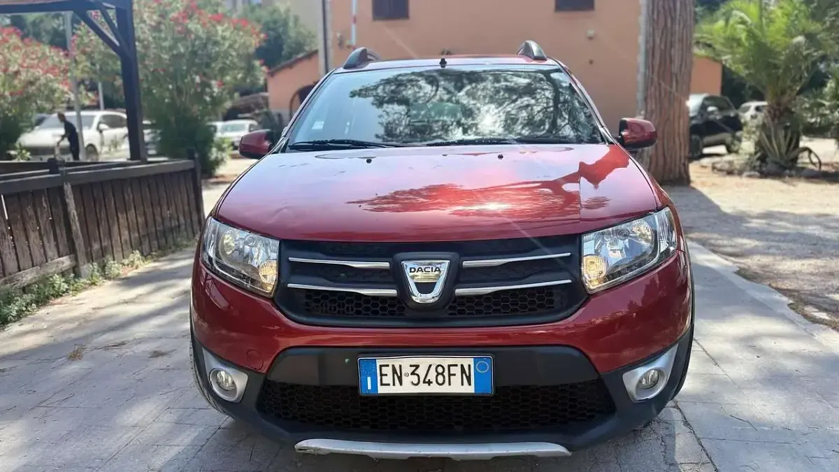Usata Dacia Sandero Stepway 90 CV (66 kW) 2013 Other Berlina