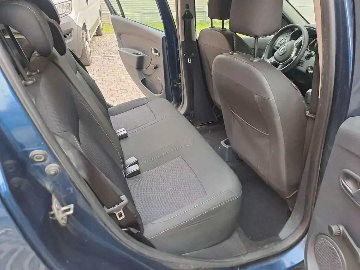 Usata Dacia Sandero Lauréate 73 CV (53 kW) 2017 Blu/azzurro Berlina