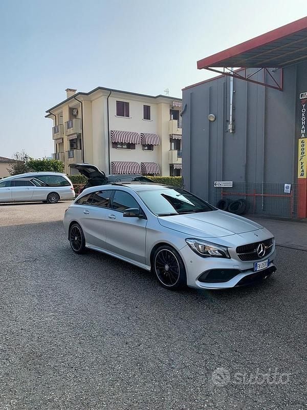 Usata Mercedes CLA220 177 CV (130 kW) 2017 Berlina