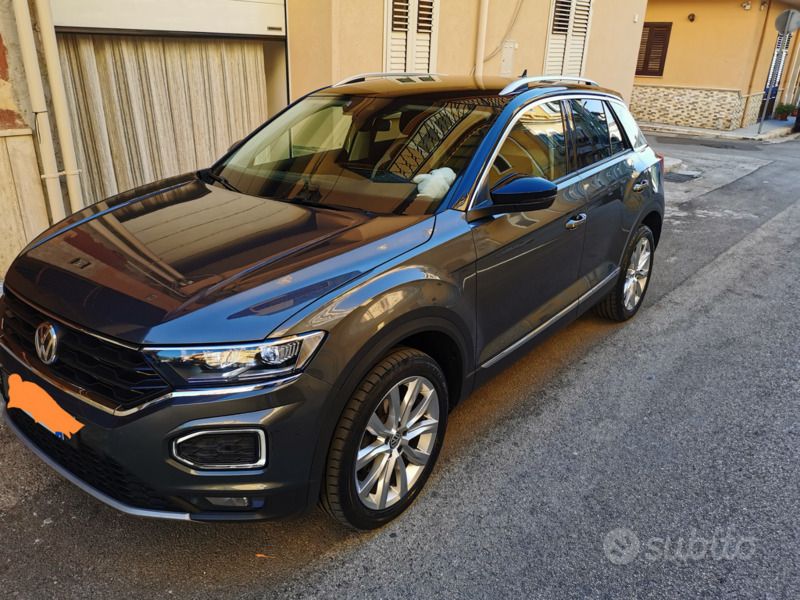 Usata VW T-Roc Advance 116 CV (85 kW) 2020 Grigio SUV