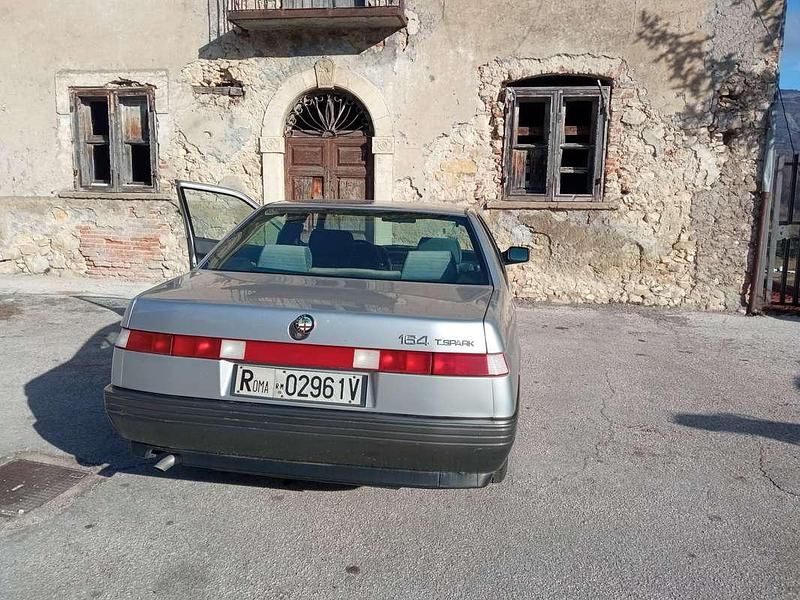 Usata Alfa Romeo 164 145 CV (106 kW) 1989 Berlina