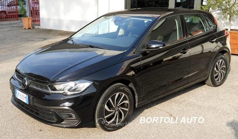 Nero Usata 2023 VW Polo Business Tre volumi | 20.800 € (Cara) - Immagine 1/4