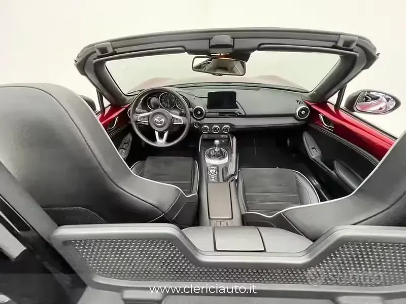 Gebraucht Mazda MX5 Inclusive 184 PS (135 kW) 2022 Rot Cabrio