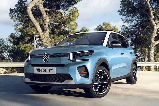 Nuova Citroën C3 100 CV (73 kW) 2025 Argento Utilitaria