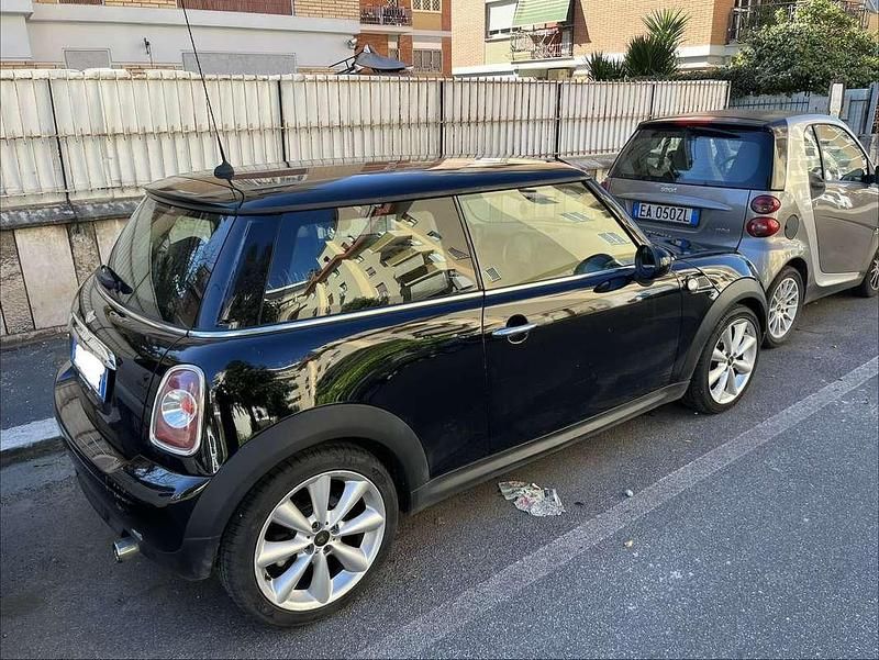 Usata Mini ONE 75 CV (55 kW) 2012 Utilitaria