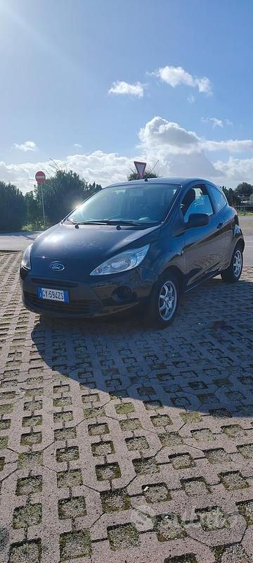Usata Ford Ka 75 CV (55 kW) 2011 Nero Utilitaria