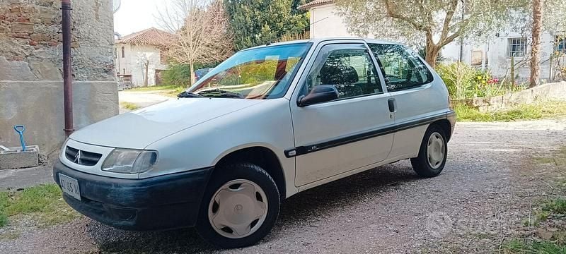 Usata Citroën Saxo 50 CV (36 kW) 1999 Bianco Utilitaria