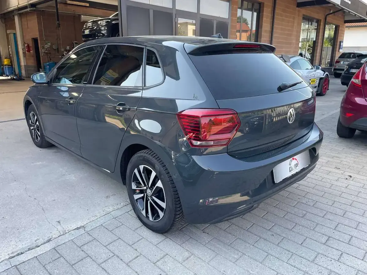 Usata VW Polo Comfortline 80 CV (58 kW) 2019 Grigio Utilitaria