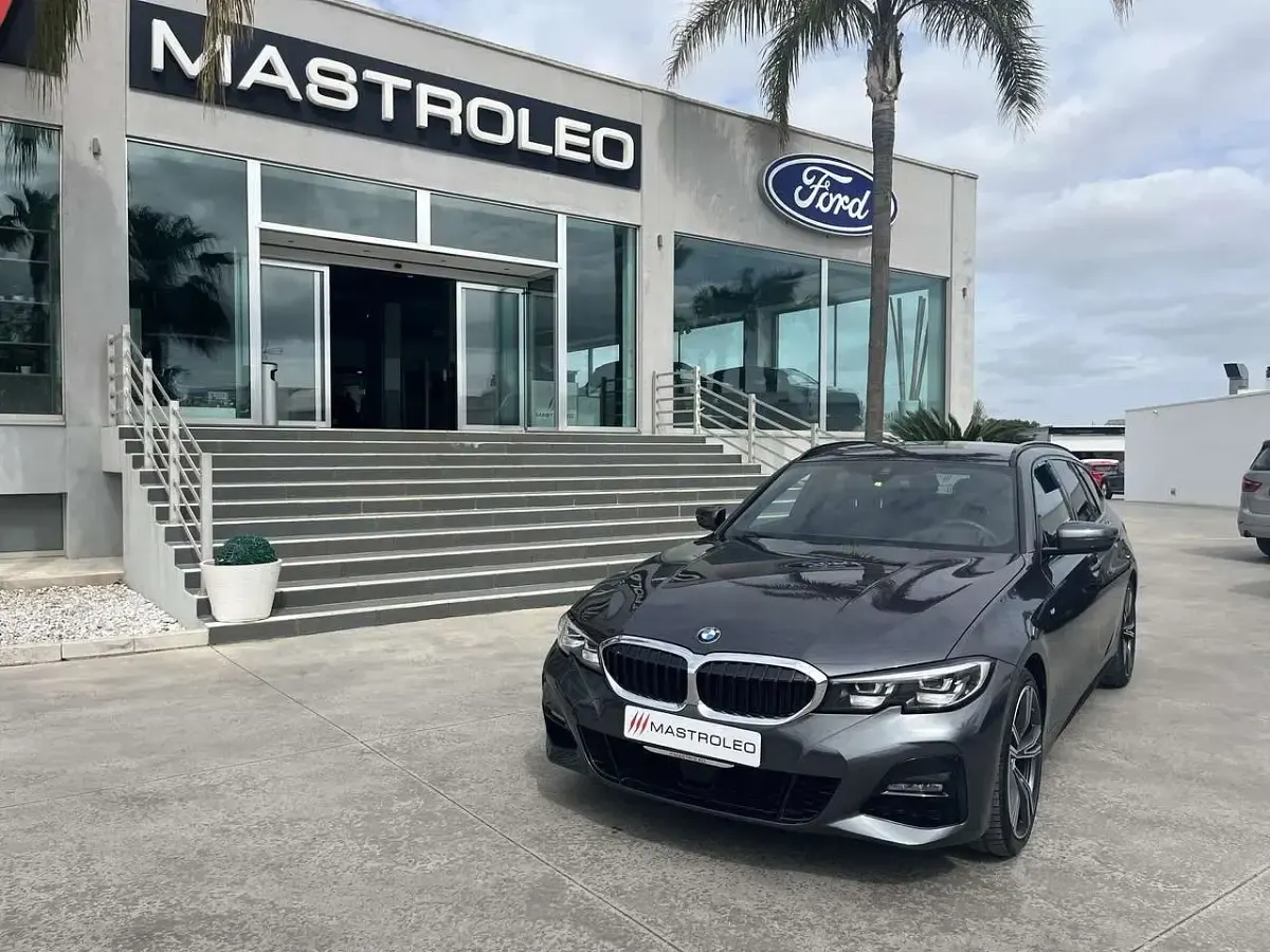 Usata BMW 320 M Sport 190 CV (139 kW) 2021 Grigio Station wagon