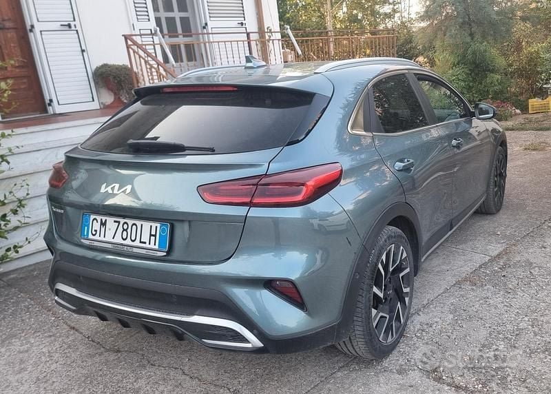 Usata Kia XCeed 120 CV (88 kW) 2023 Grigio SUV