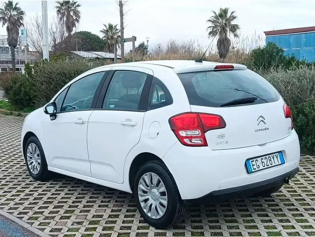 Usata Citroën C3 Attraction 60 CV (44 kW) 2011 Bianco Berlina