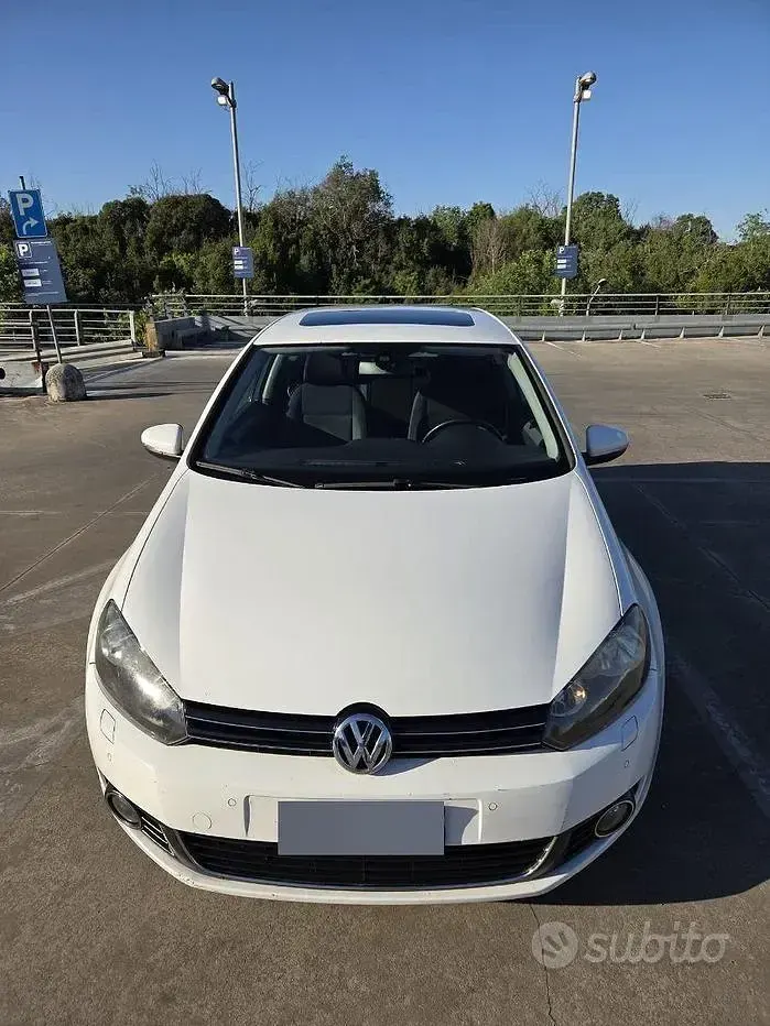 Usata VW Golf VII 122 CV (89 kW) 2013 Bianco Berlina