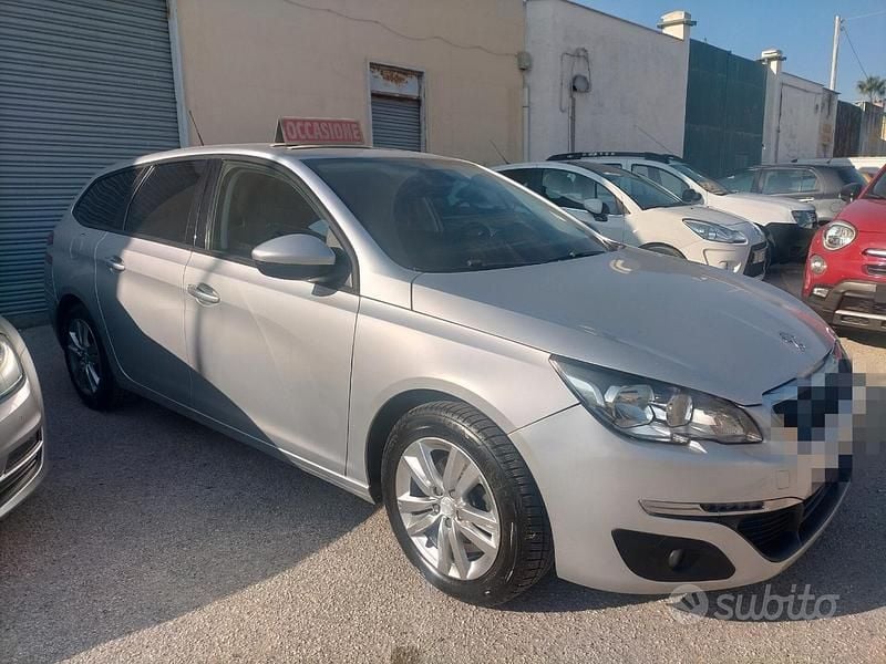 Usata Peugeot 308 Business-Line 120 CV (88 kW) 2017 Argento Station wagon