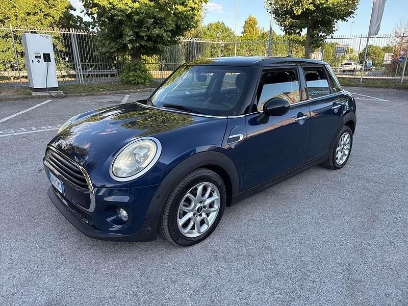 Usata Mini Cooper D 116 CV (85 kW) 2017 Utilitaria