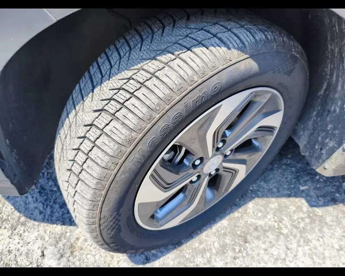 Usata Hyundai Kona 141 CV (103 kW) 2023 Grigio SUV
