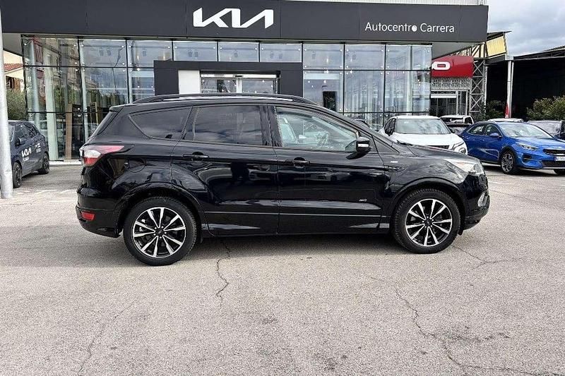 Usata Ford Kuga Business Edition 150 CV (110 kW) 2017 Nero SUV