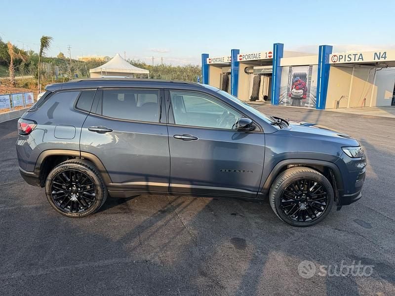 Usata Jeep Compass Night Eagle 130 CV (95 kW) 2022 Blu SUV