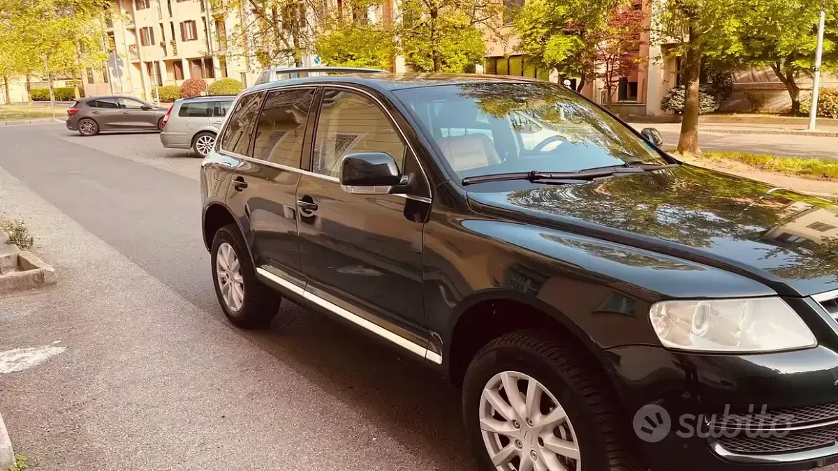 Usata VW Touareg 224 CV (164 kW) 2006 Verde SUV
