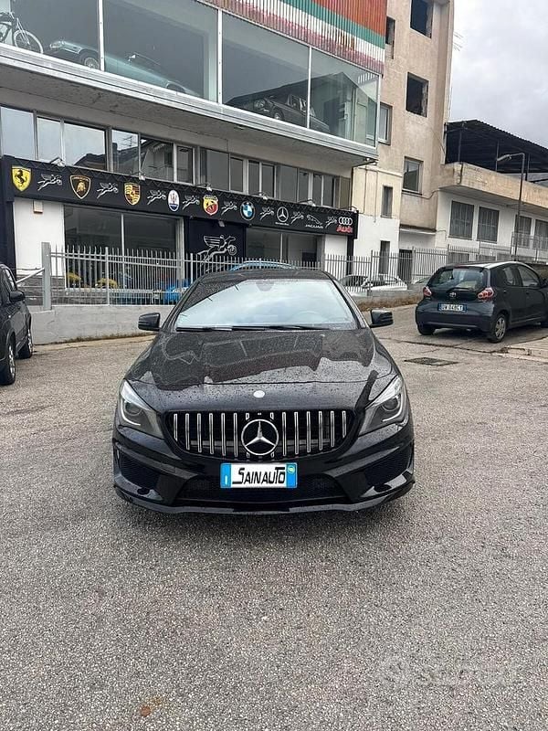 Usata Mercedes CLA220 Premium 176 CV (129 kW) 2016 Nero Berlina