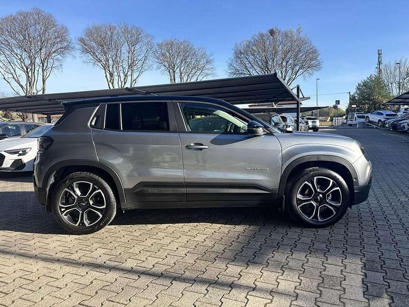 Usata Jeep Avenger Summit 101 CV (74 kW) 2024 Grigio SUV