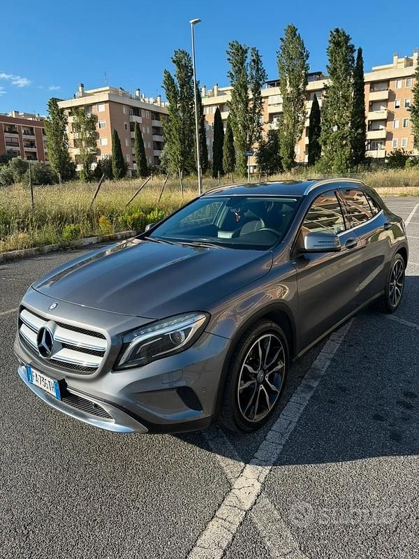 Grigio Usata 2015 Mercedes 220 Station wagon | 13.300 € - Immagine 1/4