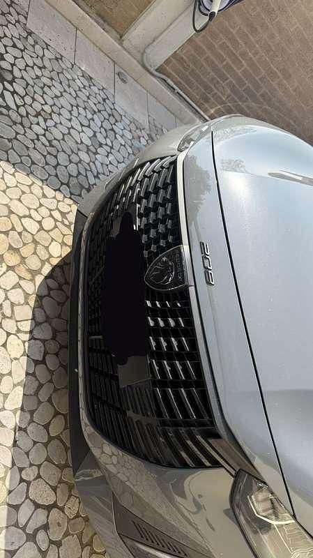 Usata Peugeot 208 Active 75 CV (55 kW) 2024 Grigio Utilitaria