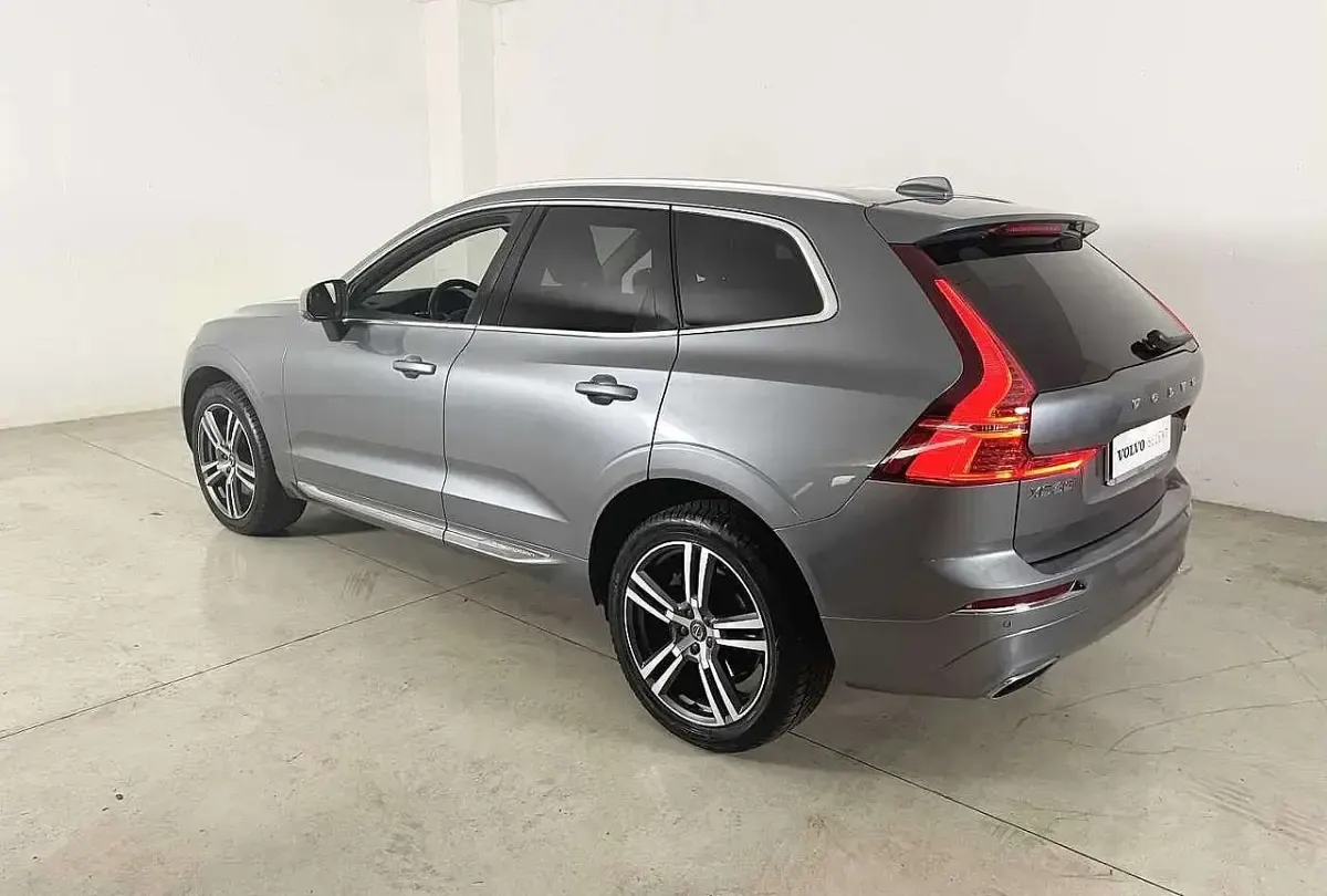 Usata Volvo XC60 Inscription 211 CV (155 kW) 2019 Grigio metallizzato SUV