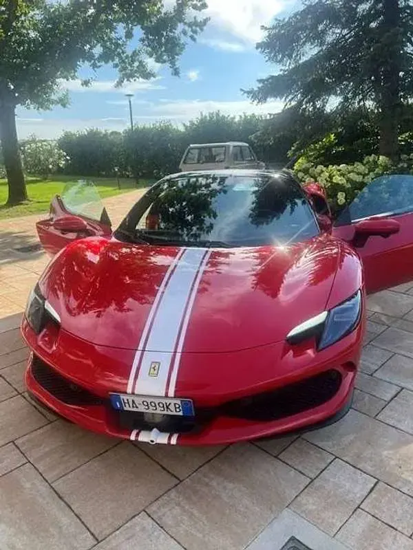 Nuova Ferrari 296 829 CV (609 kW) 2025 Rosso Cabrio