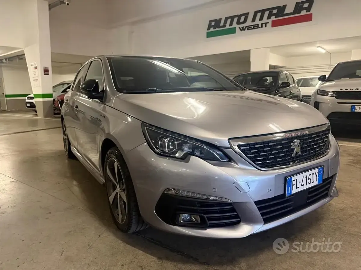 Usata Peugeot 308 GT-line 120 CV (88 kW) 2017 Argento Berlina