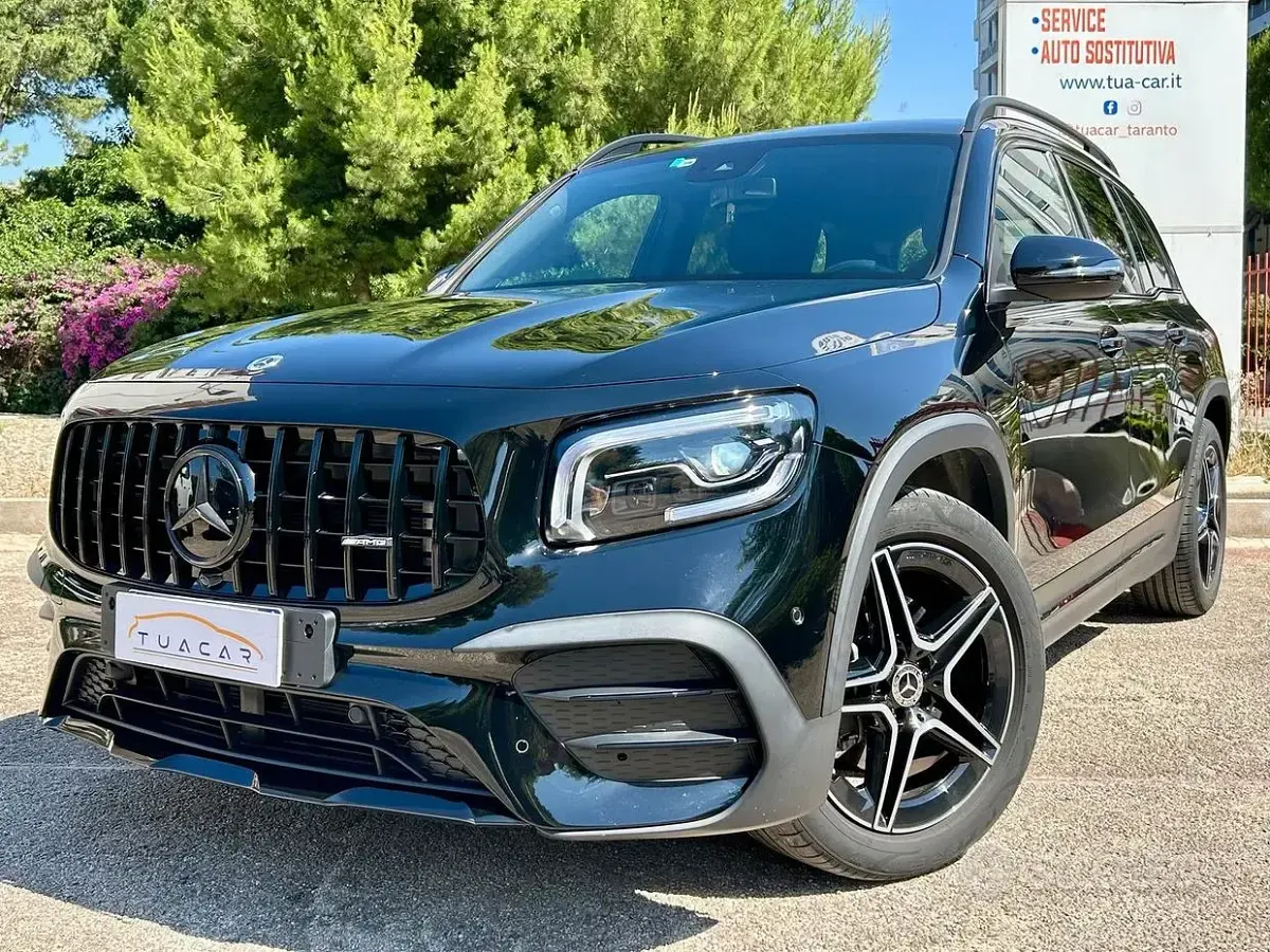 Usata Mercedes GLB180 Premium 116 CV (85 kW) 2023 Nero SUV
