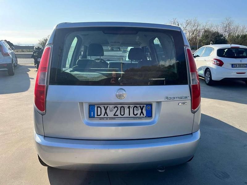 Occasion Skoda Roomster Style 80 ch (58 kW) 2009 Gris Monospace