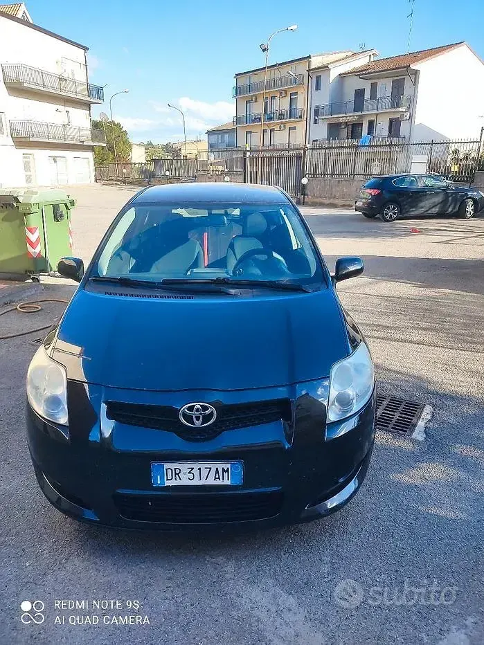Usata Toyota Auris Sol 126 CV (92 kW) 2008 Nero Utilitaria