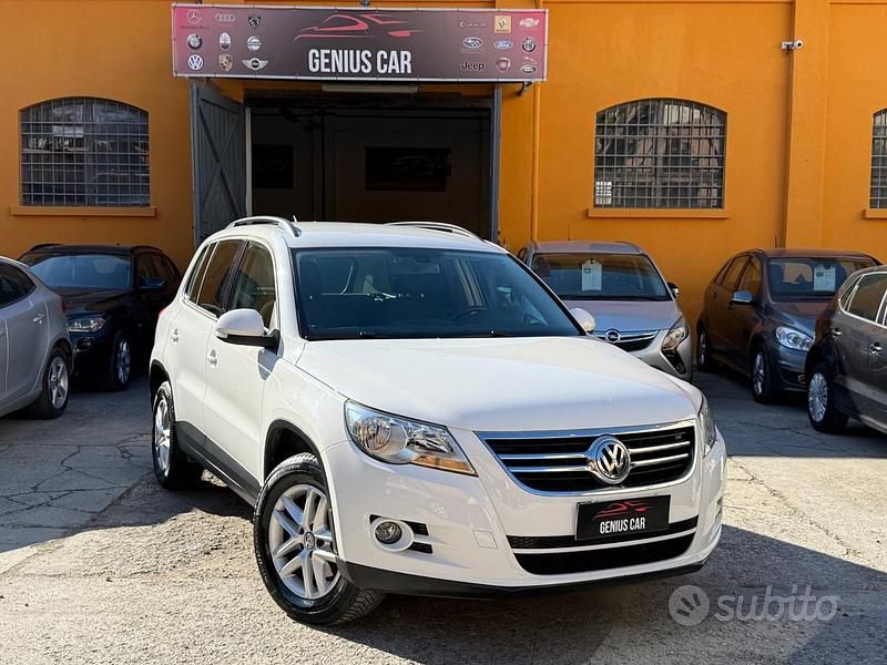 Usata VW Tiguan Sportline 160 CV (117 kW) 2010 Grigio SUV