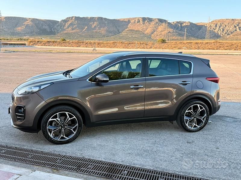 Usata Kia Sportage 115 CV (84 kW) 2017 Grigio SUV