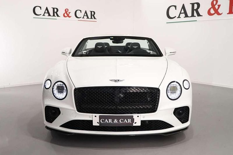 Usata Bentley Continental GT Convertible 549 CV (403 kW) 2020 Bianco Cabrio