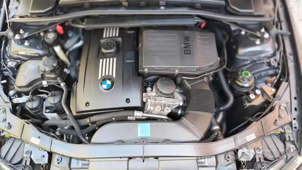 Usata BMW 335 Efficient Dynamics 306 CV (225 kW) 2010 Nero Coupé