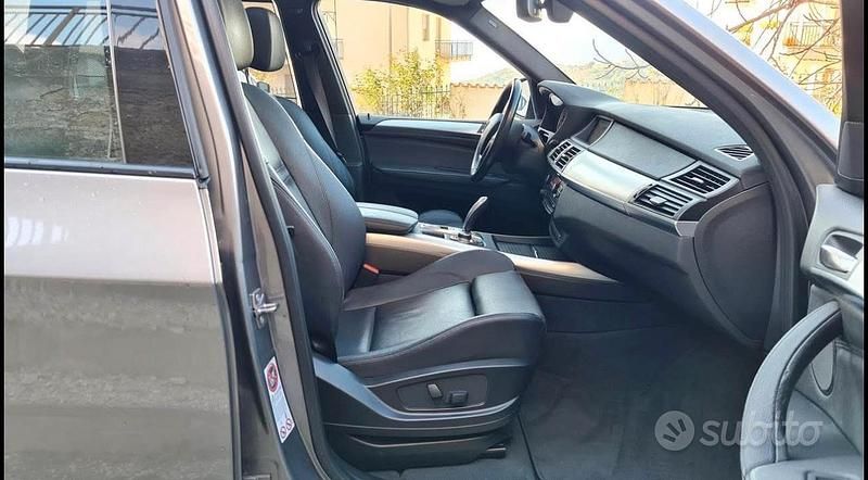 Usata BMW X5 245 CV (180 kW) 2010 Grigio SUV