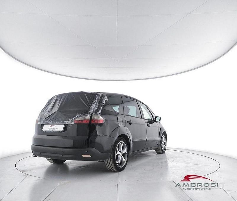 Usata Ford Mustang S 2007 Nero