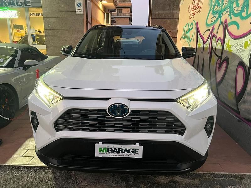 Usata Toyota RAV4 Hybrid Business Edition 178 CV (130 kW) 2022 Bianco SUV
