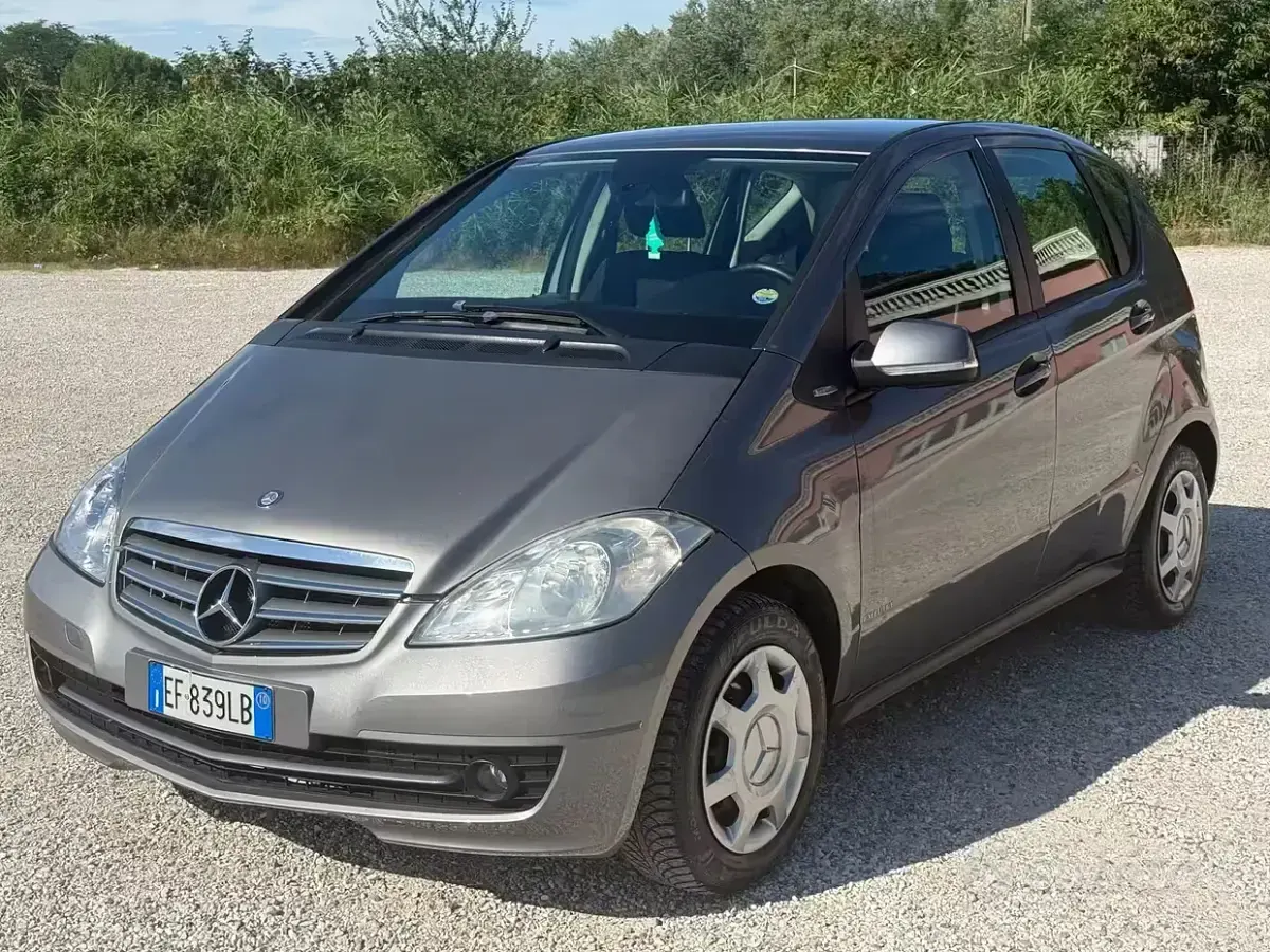 Usata Mercedes A160 Edition 95 CV (69 kW) 2010 Grigio Berlina