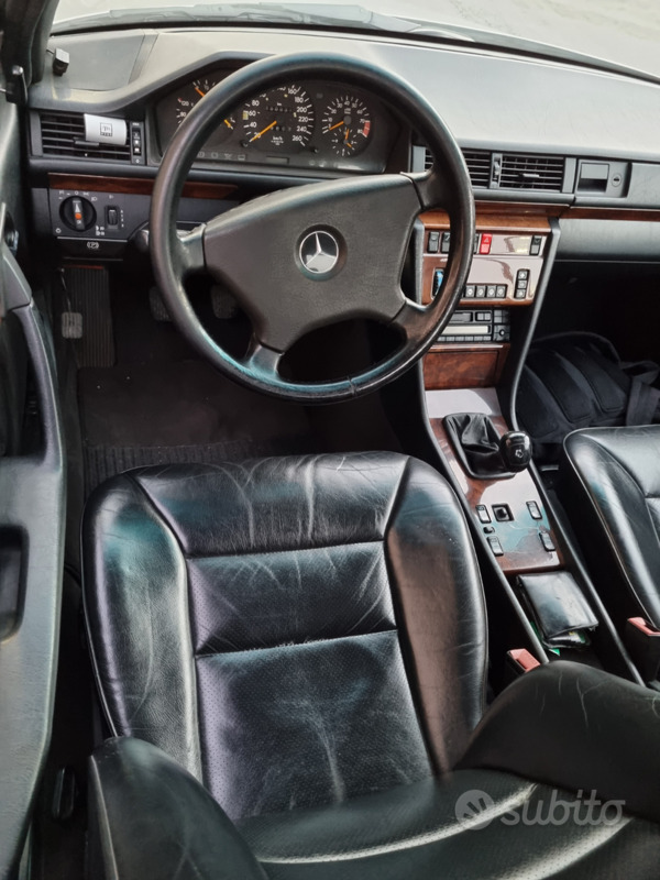 Usato 1991 Mercedes E300 3.0 Benzin 231 CV (9.500 €)