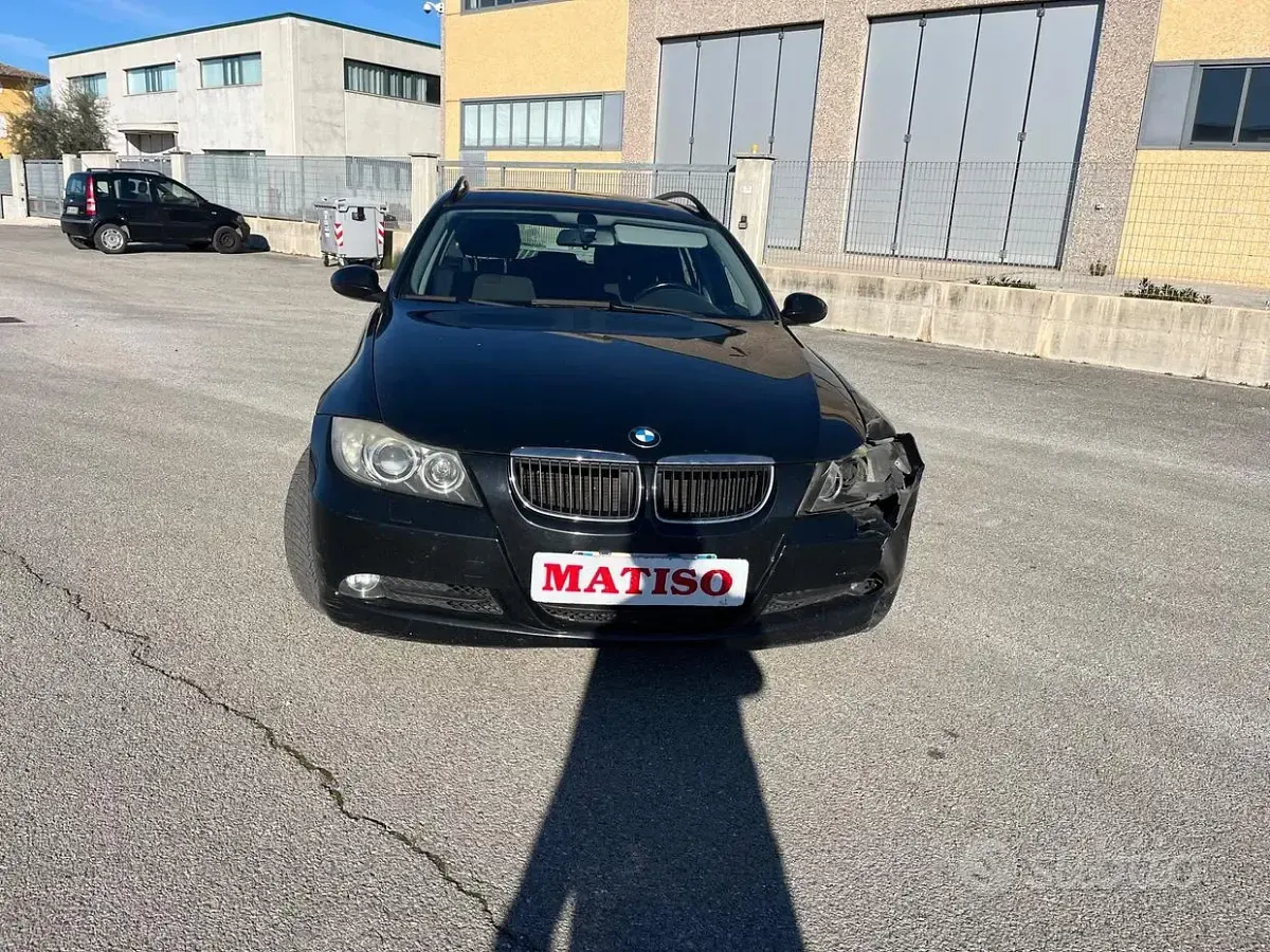 Usata BMW 320 163 CV (119 kW) 2006 Nero Station wagon