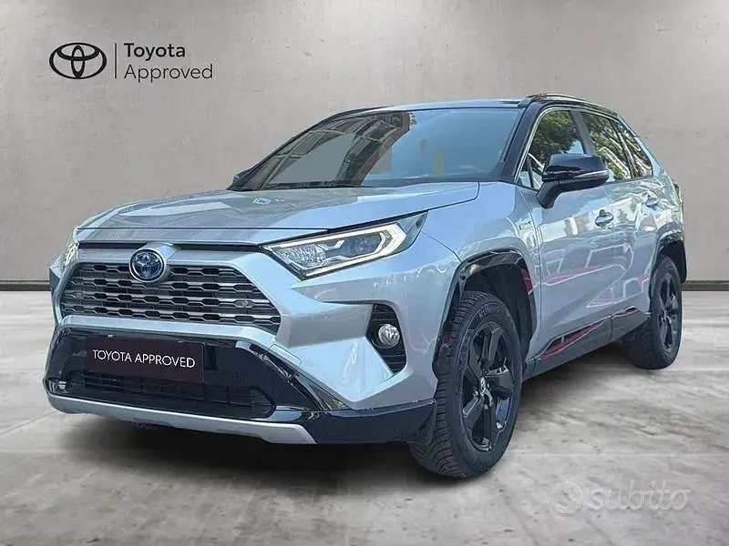 Usata Toyota RAV4 Hybrid Style 218 CV (160 kW) 2019 Grigio SUV