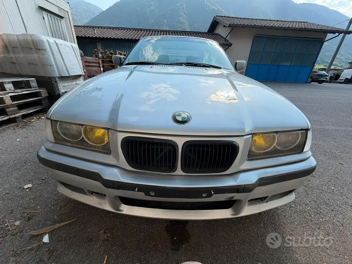 Usata BMW 318 140 CV (102 kW) 1996 Coupé