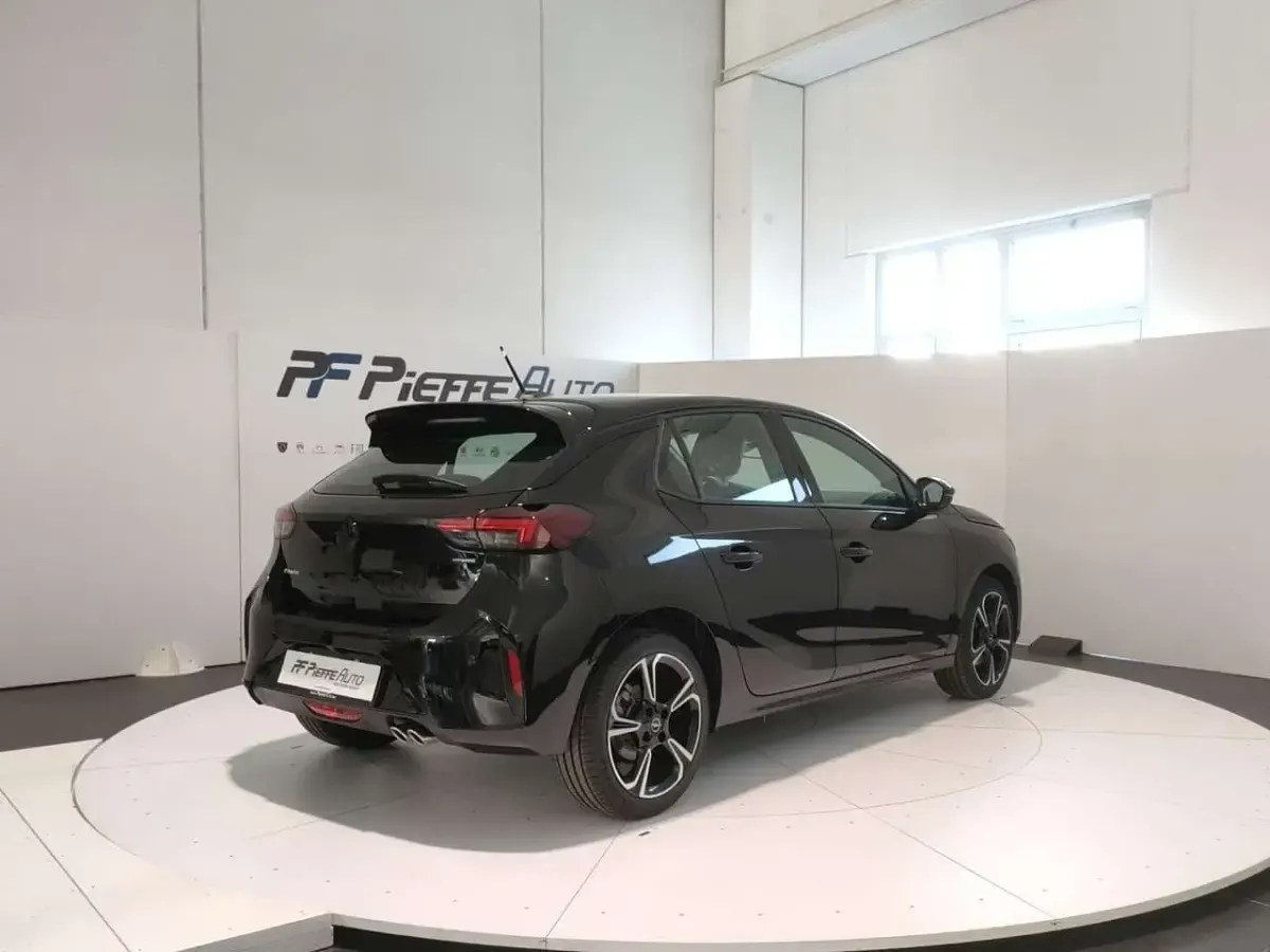 Nuova Opel Corsa 101 CV (74 kW) 2026 Karbon black Utilitaria