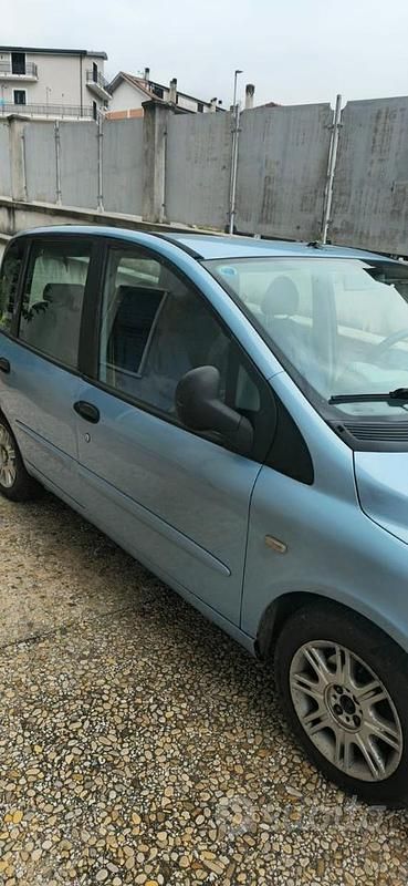 Usata Fiat Multipla 120 CV (88 kW) 2004 Monovolume