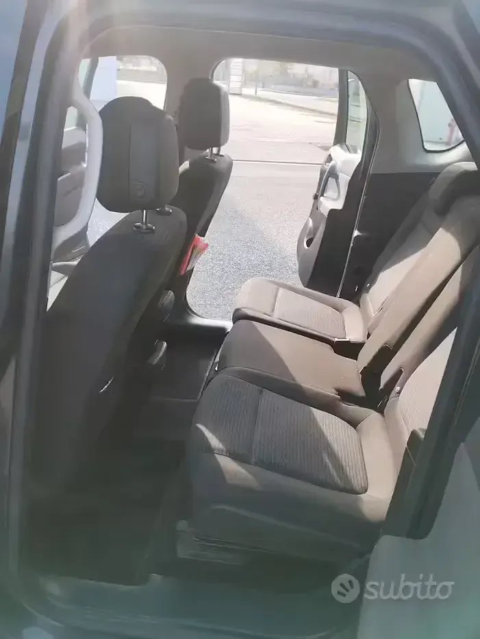 Usata Opel Meriva Cosmo 95 CV (69 kW) 2016 Grigio Monovolume