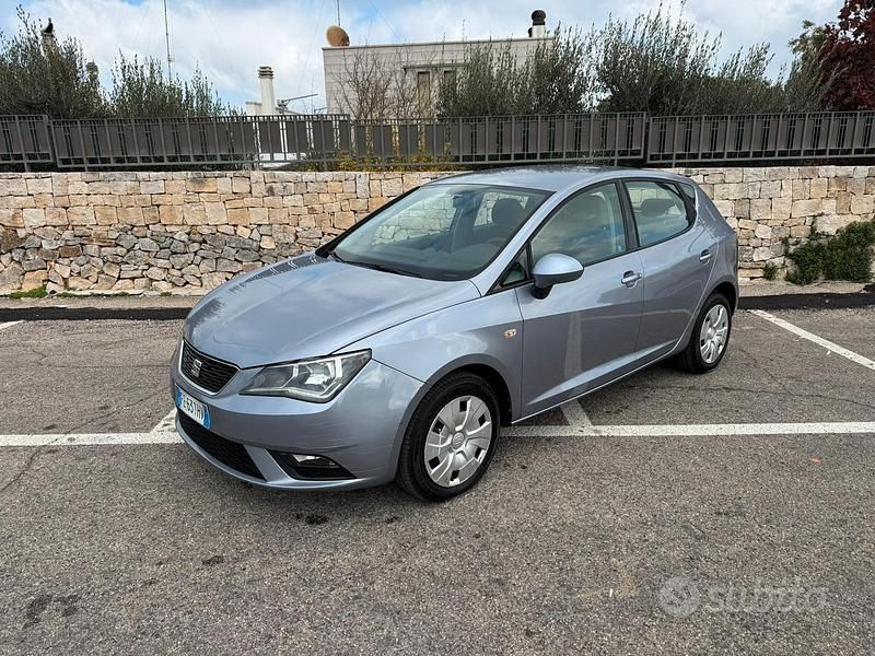Usata 2016 Seat Ibiza Business Tre volumi | 7000 € (Buon prezzo) - Immagine 1/4