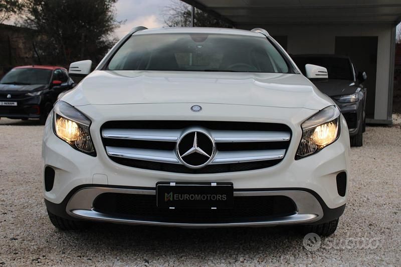 Usata Mercedes GLA180 2016 Bianco SUV