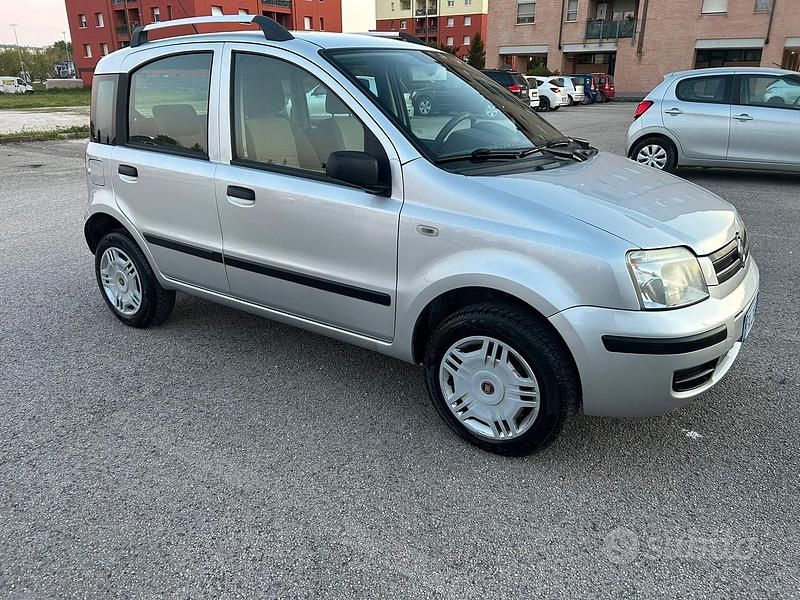 Usata Fiat Panda Dynamic 60 CV (44 kW) 2008 Grigio Utilitaria